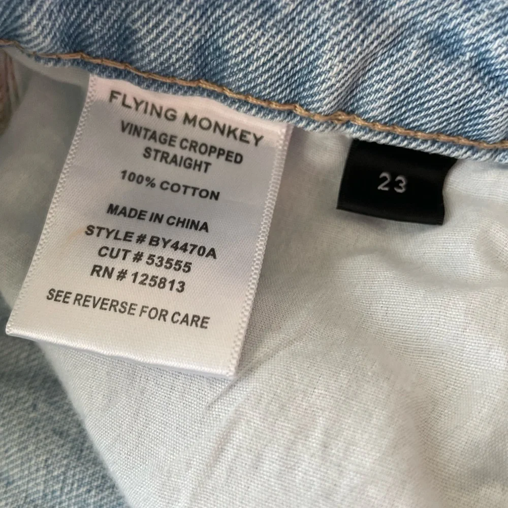 Buckle FLYING MONKEY Vintage Cropped Straight Jean Distressed Windfall 23 - Picture 9 of 14
